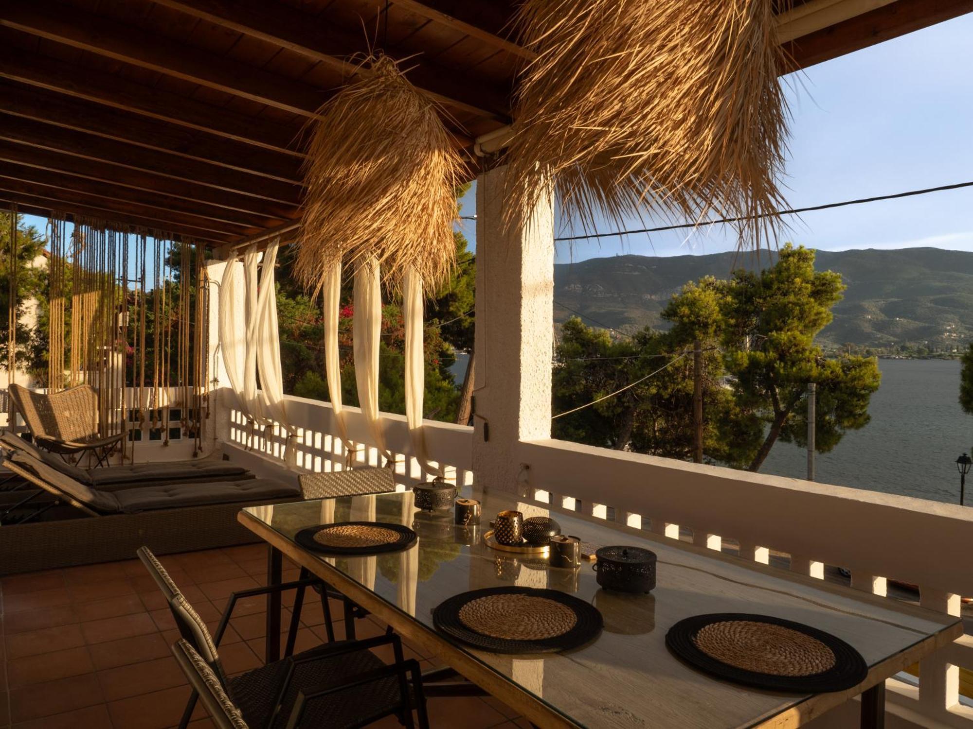 Seaview Apartment - Poros Relaxing Beachfront Flat Poros Town Luaran gambar